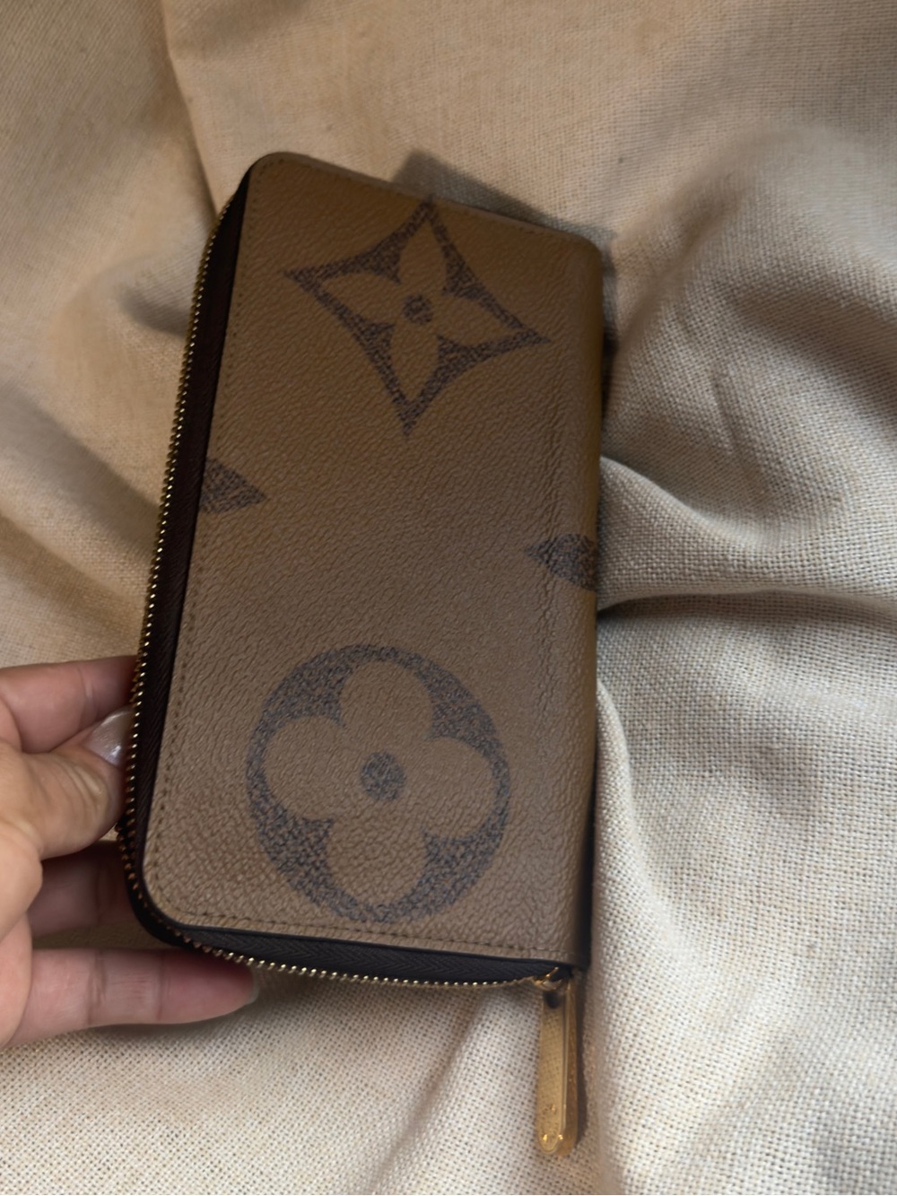 LV Wallet